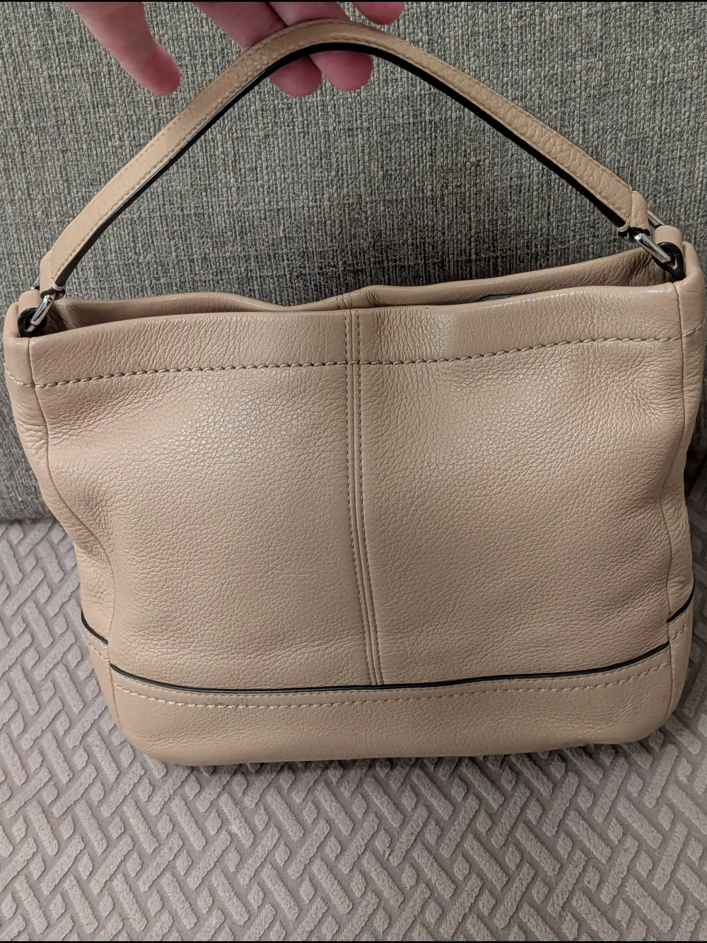 Coach Beige Leather Shoulder Bag EUC